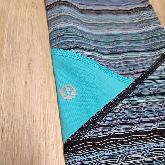 Lululemon Pace Rival Crop Space Dye Twist Naval Blue Peacock Womens 4 Athliesure - Picture 11 of 14